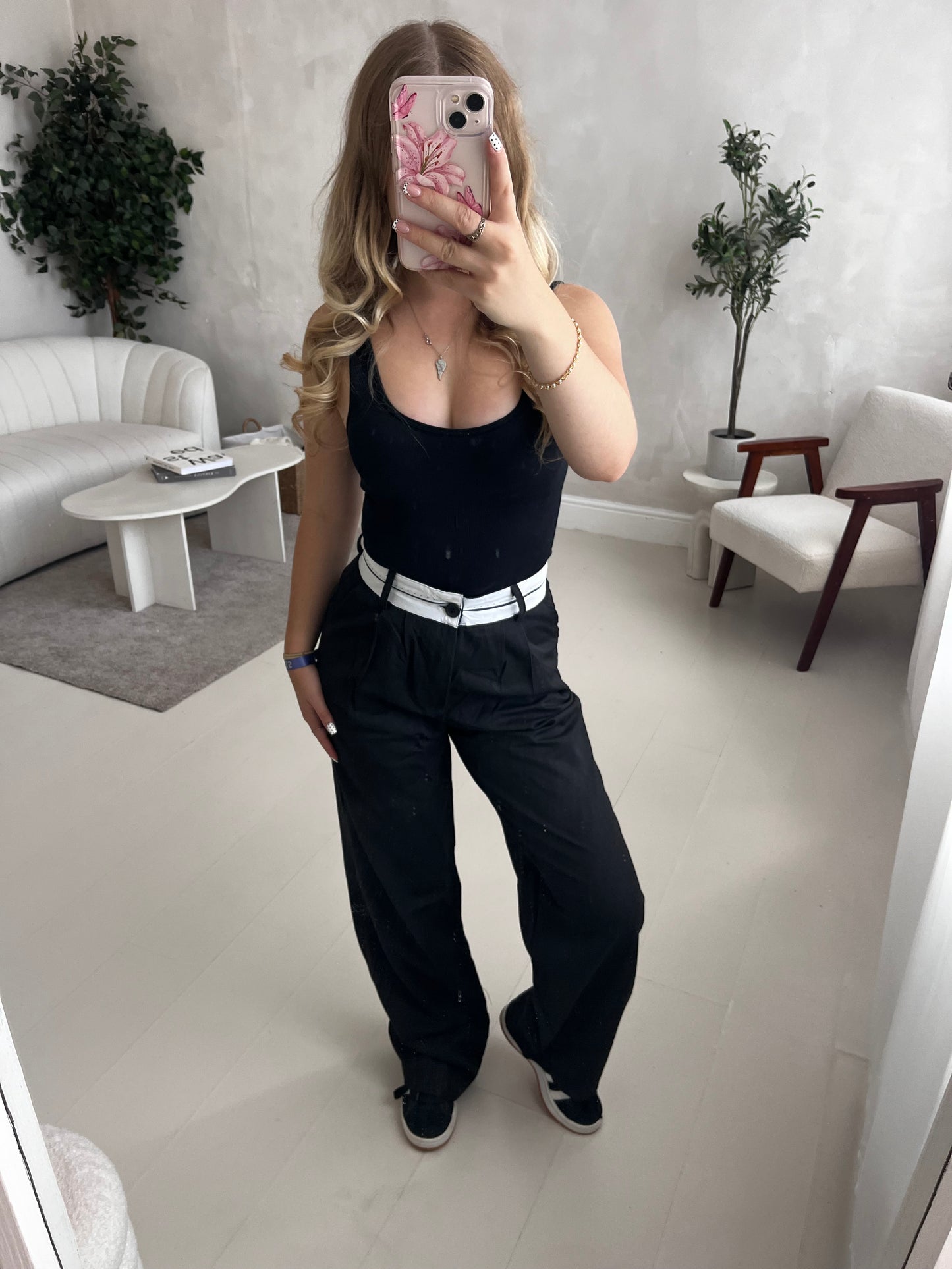 Smart trousers with white band