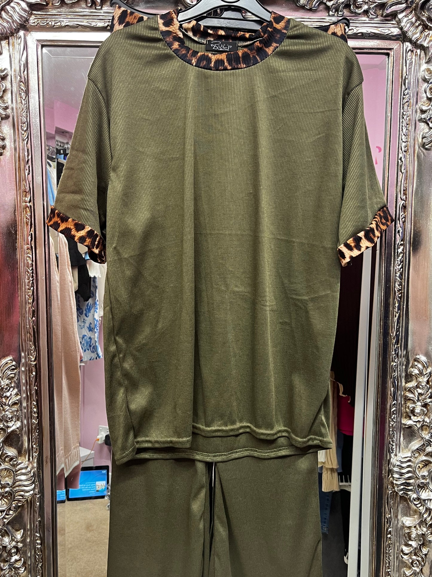 Leopard print trim t-shirt and trouser set