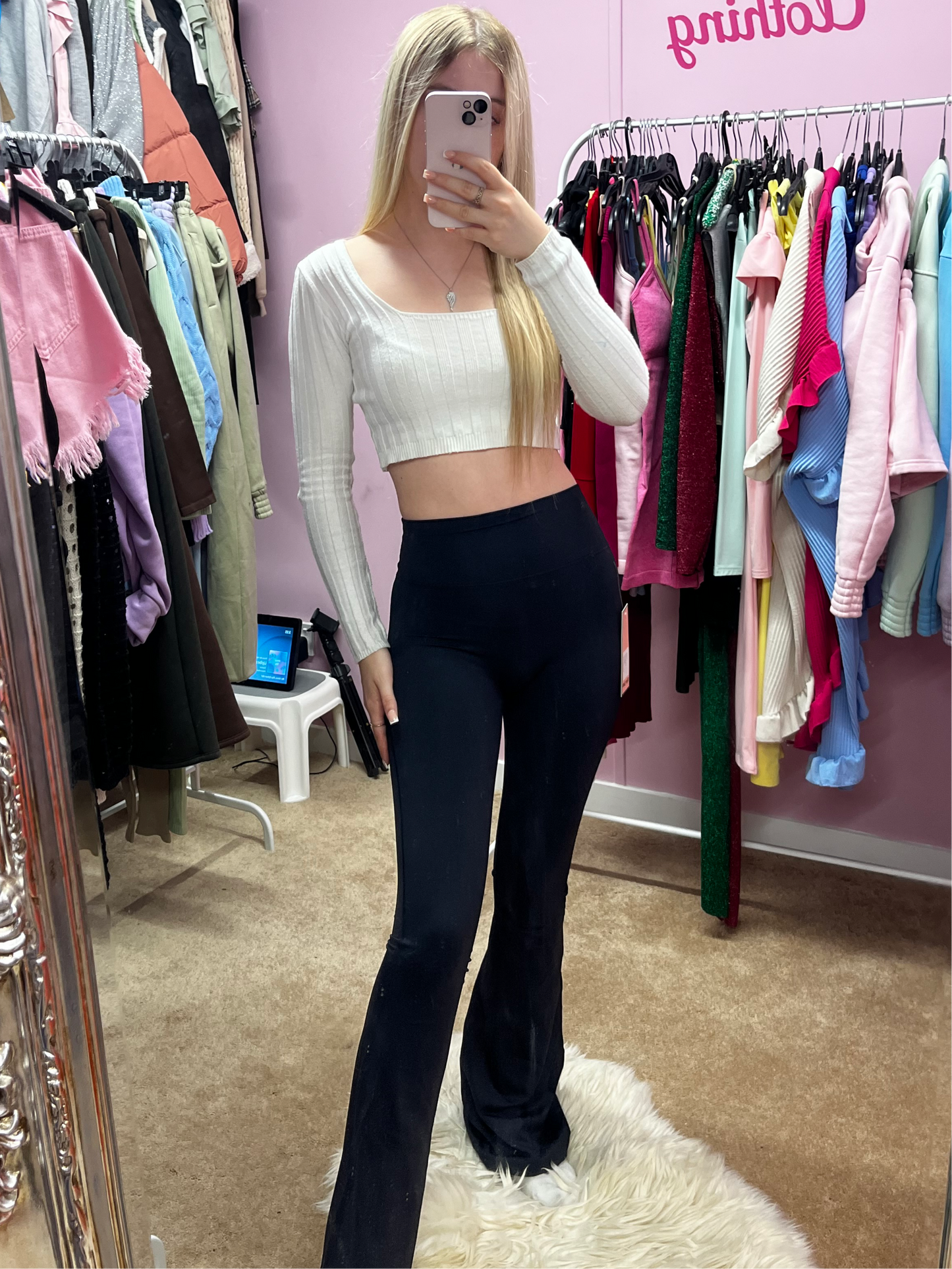 Slinky scrunch bum flares