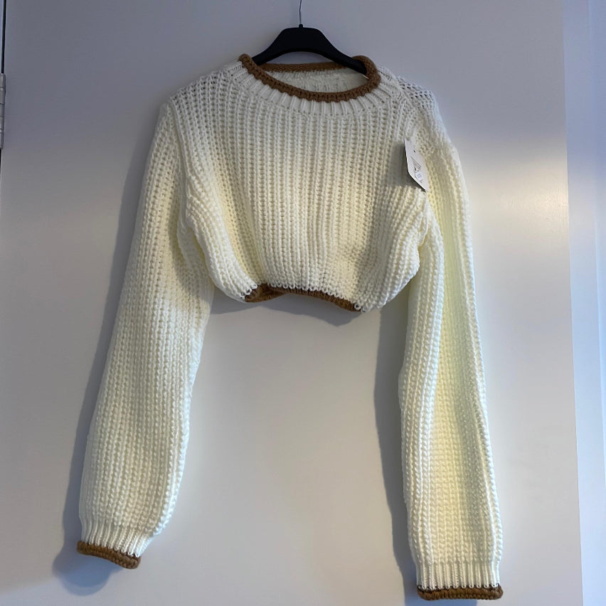 Cropped Caitlin long sleeve knitted top