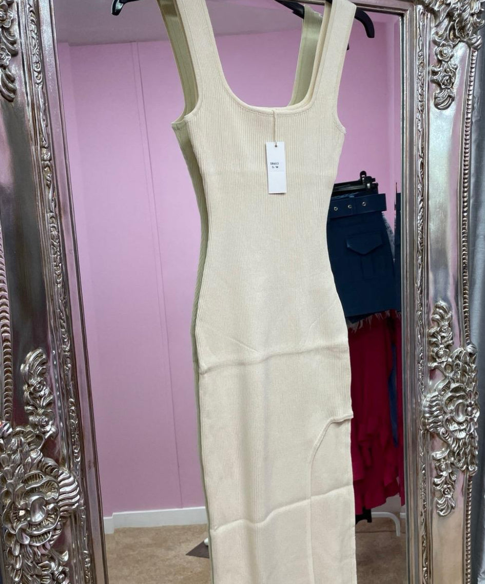 Demi ribbed midi dress with side slit