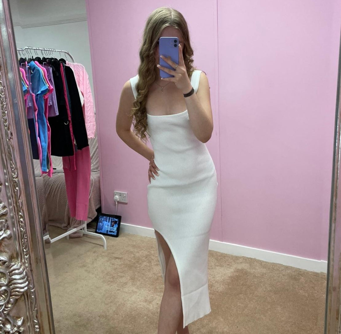 Demi ribbed midi dress with side slit