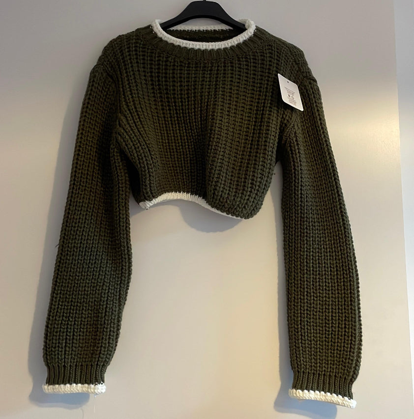Cropped Caitlin long sleeve knitted top