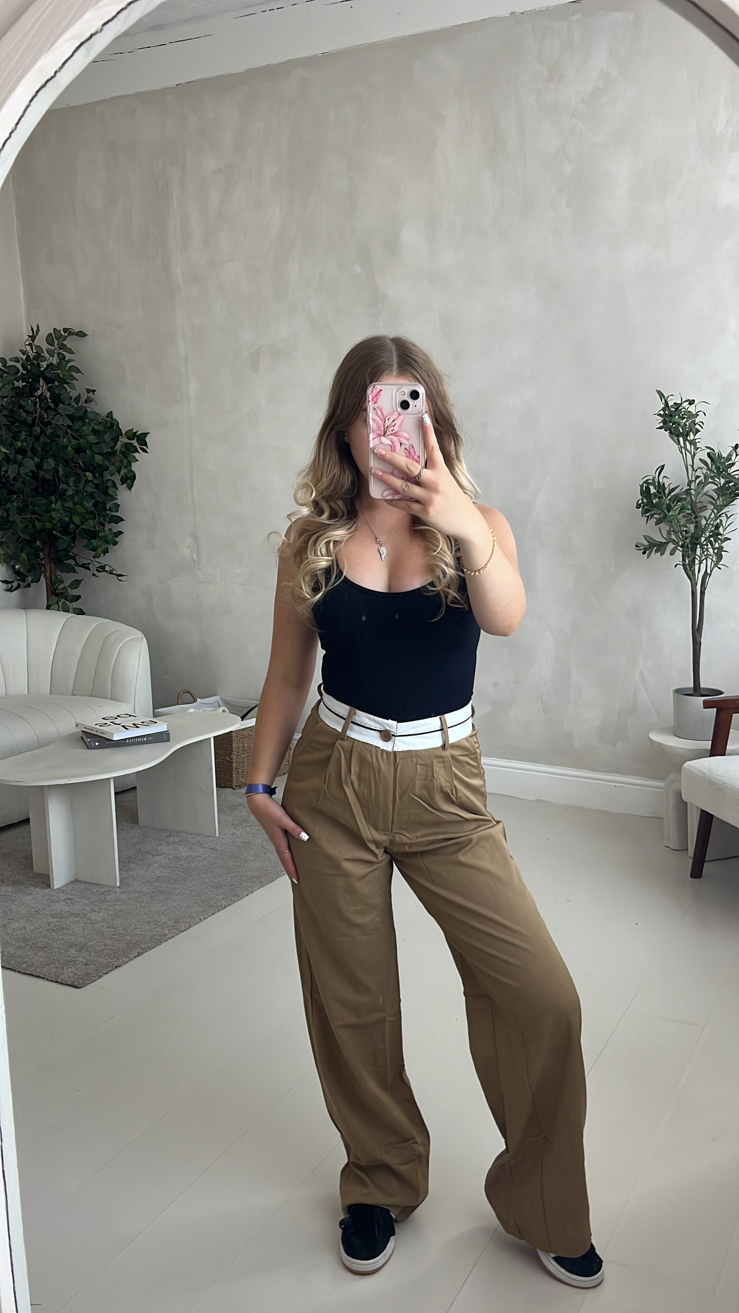 Smart trousers with white band