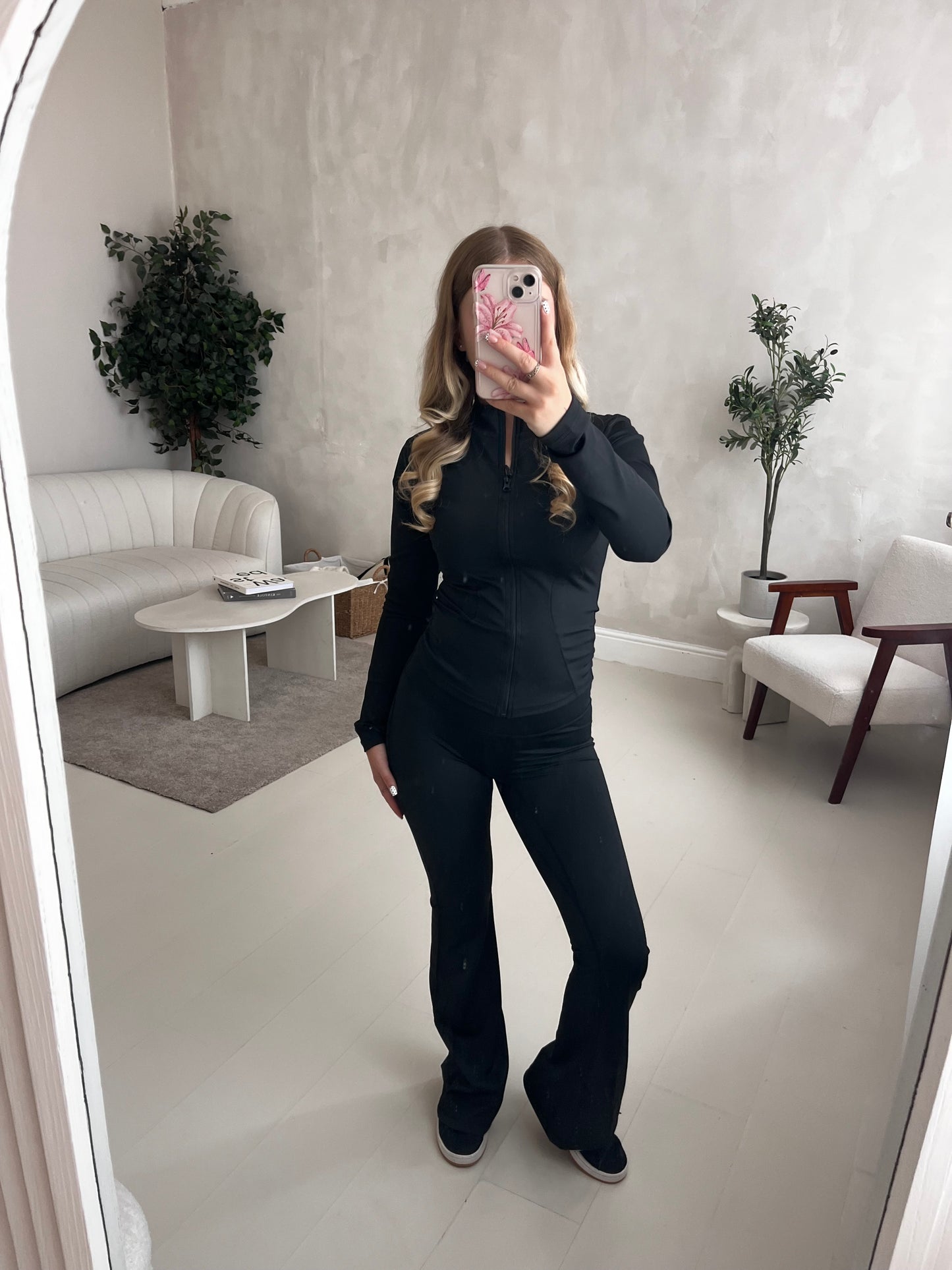 Zip up jacket & scrunch bum flare set