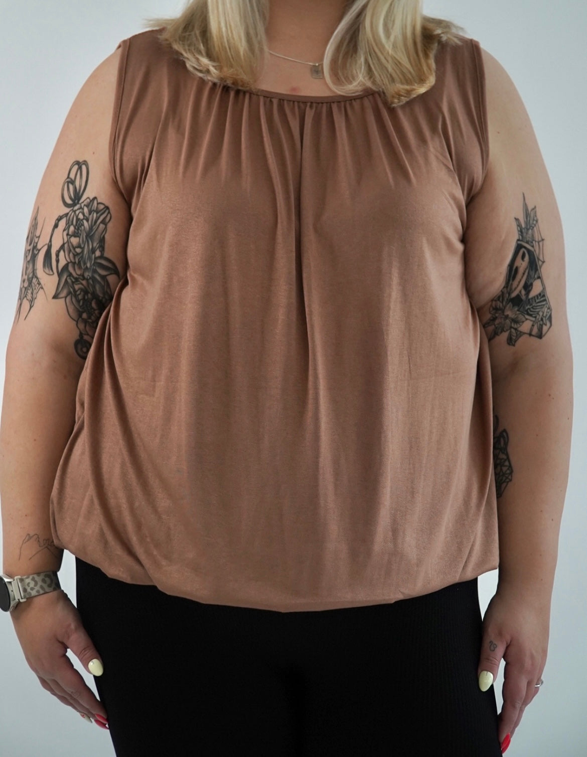 Bubble hem sleeveless top