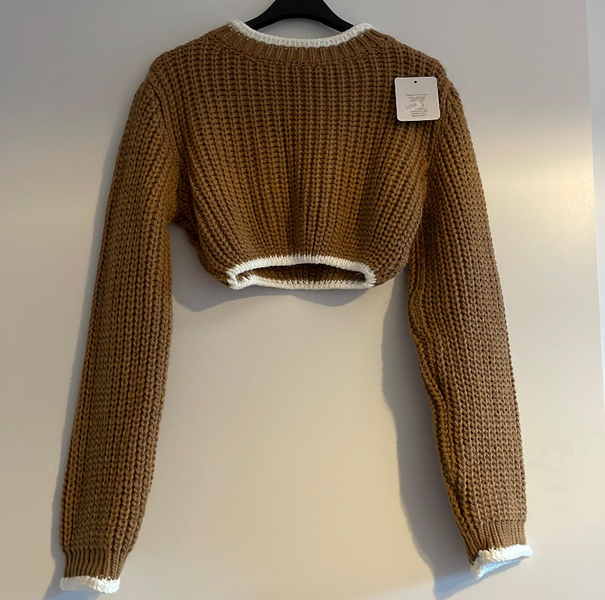Cropped Caitlin long sleeve knitted top