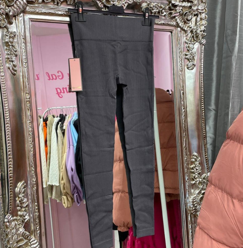 Lola leggings high waisted, ribbed and seamless