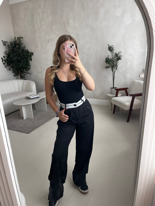 Smart trousers with white band