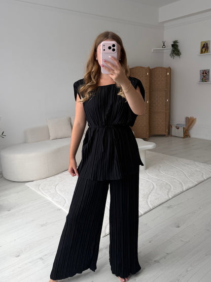 Pleated shoulder pad top and trouser set
