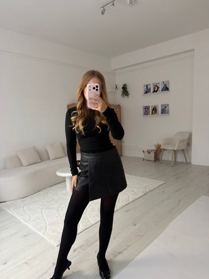 PU leather skort