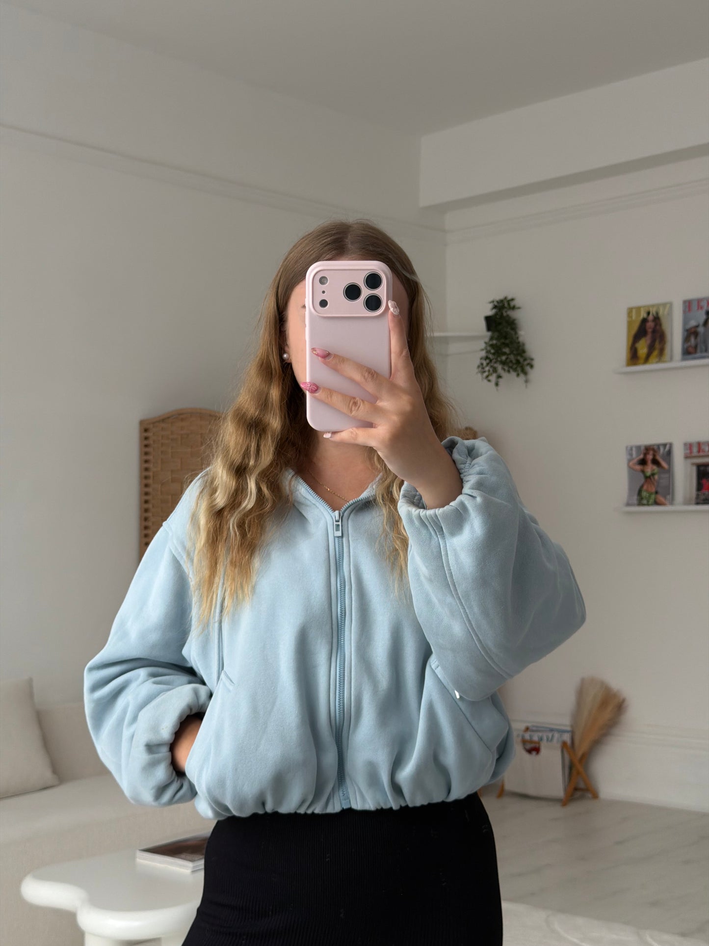 Bubble hem zip up cropped hoodies