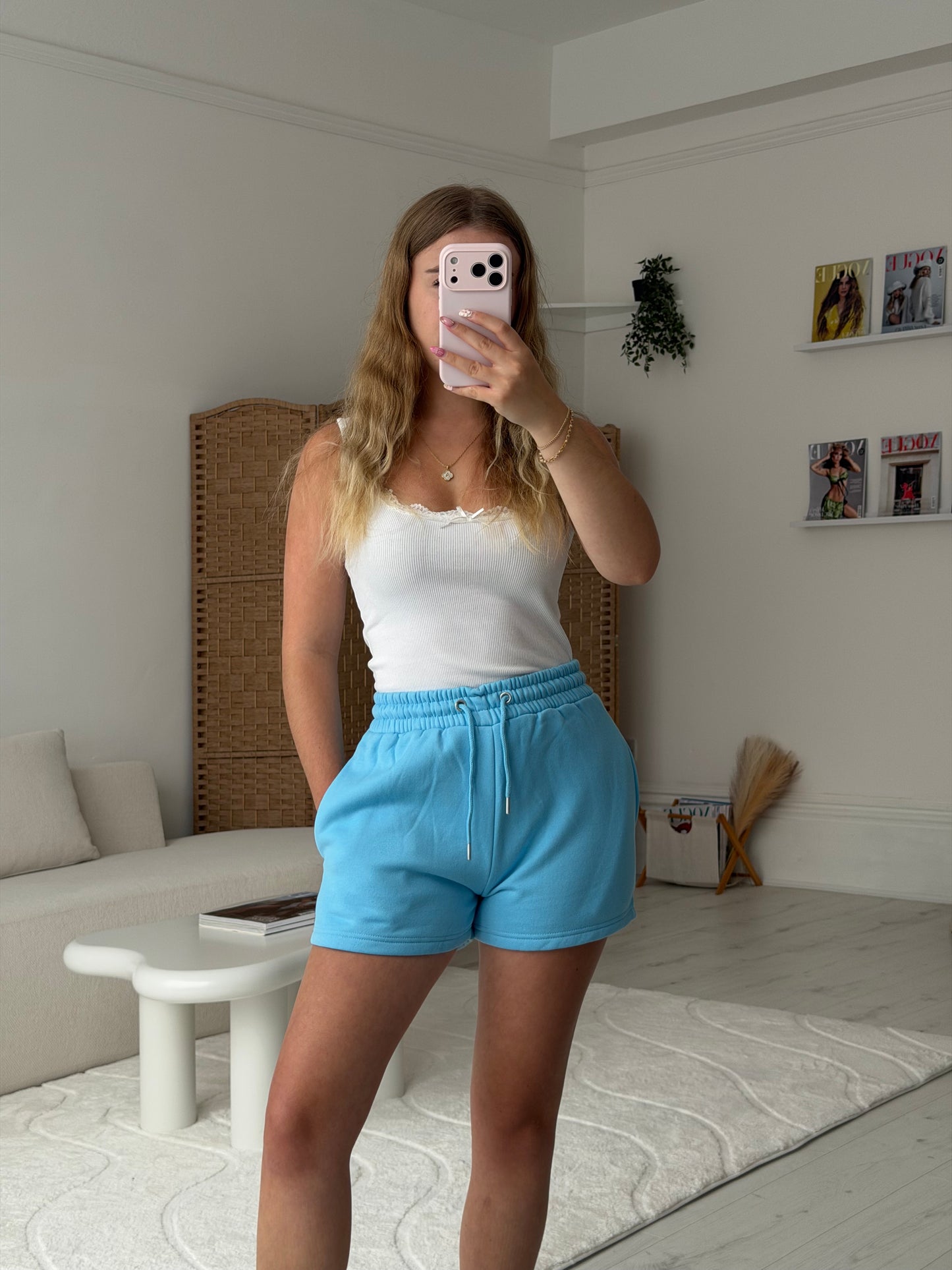 Relaxed fit fleece shorts