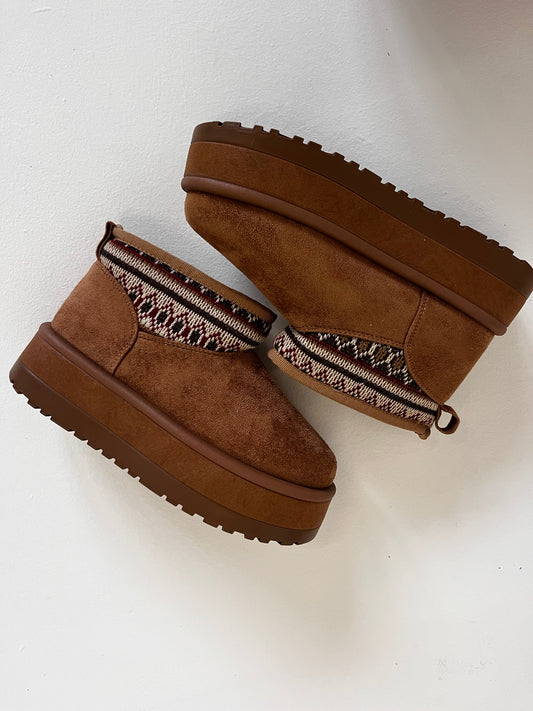Chunky fleece-lined chestnut boots with embroidered knit detailing