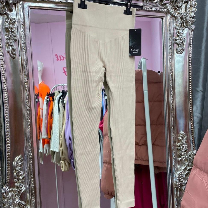 Lola leggings high waisted, ribbed and seamless