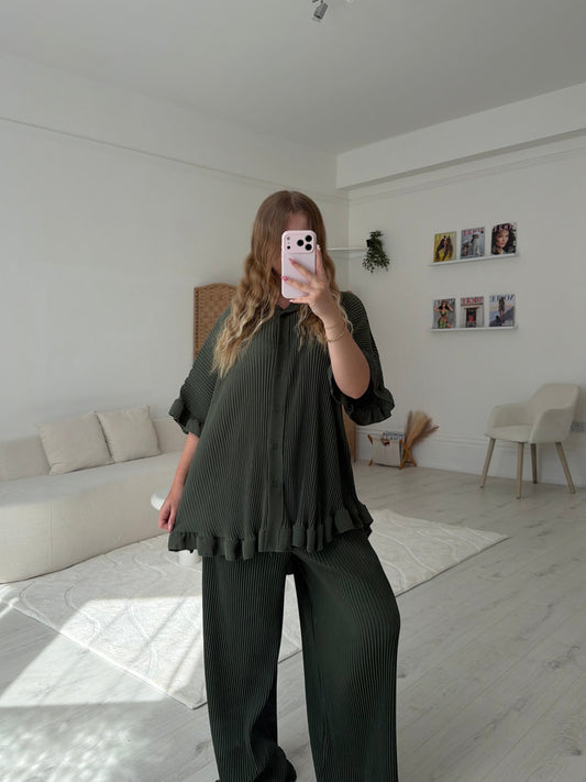 Button up pleated top and trouser set