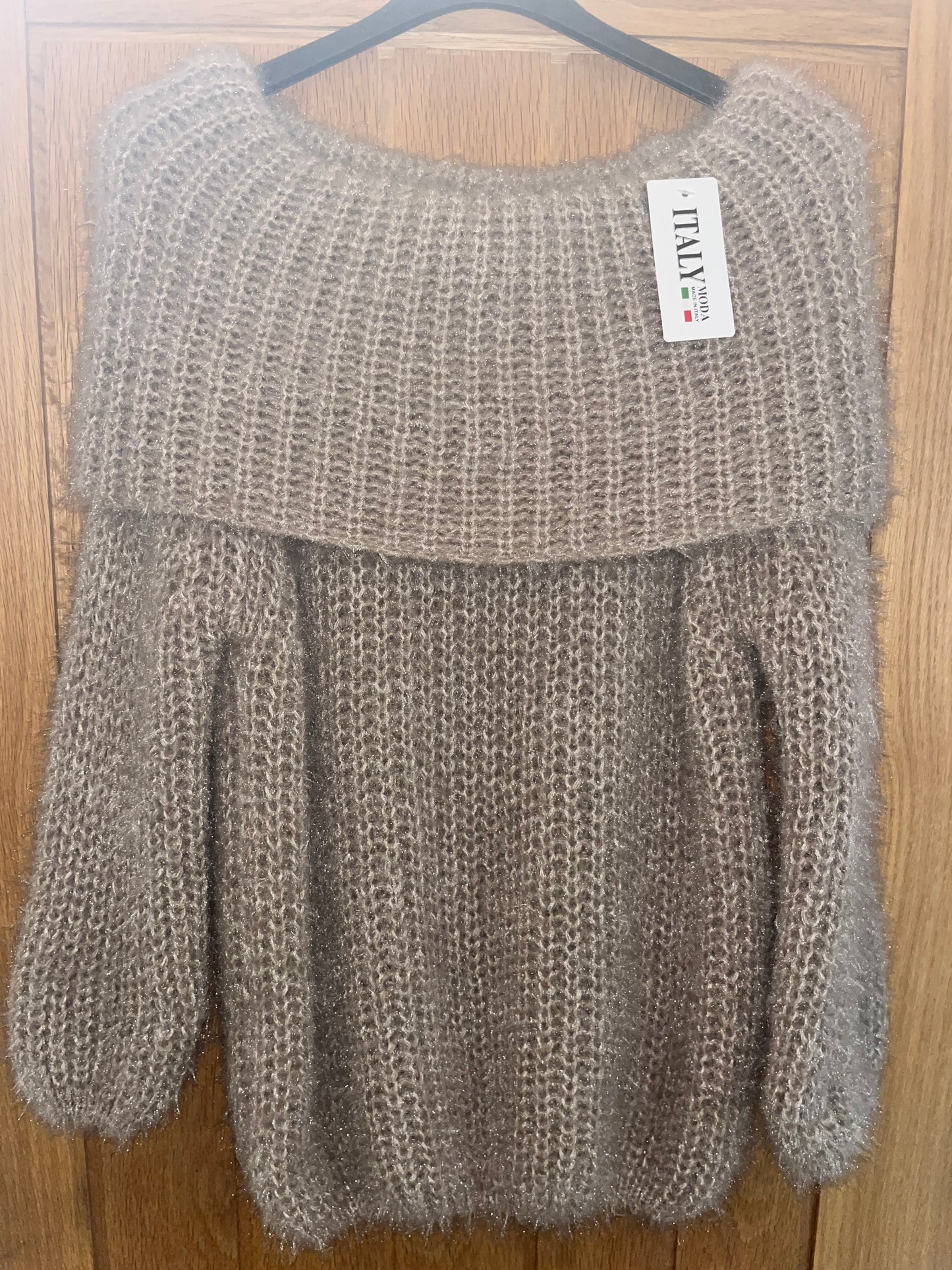Soft knitted off the shoulder top