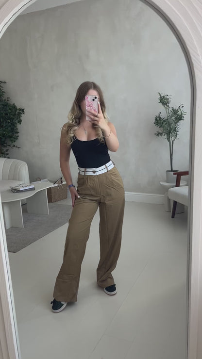 Smart trousers with white band
